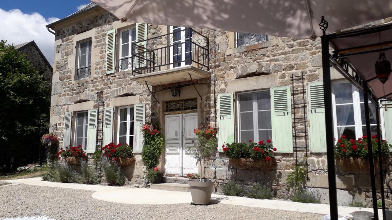 La Maison Bourgeoise Saint-Priest-des-Champs エクステリア 写真